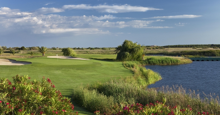 02Lagunacoursegolfalgarveluxurygolfportugalbestgolfcoursesybpmk.jpg